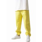Pantaloni de trening pentru bărbati // Urban Classics Sweatpants yellow