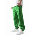 Pantaloni de trening pentru bărbati // Urban Classics Sweatpants c.green
